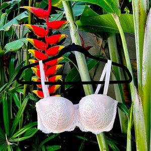 Dream Angels multi-way multi position bra from Victoria Secret. Size 36D